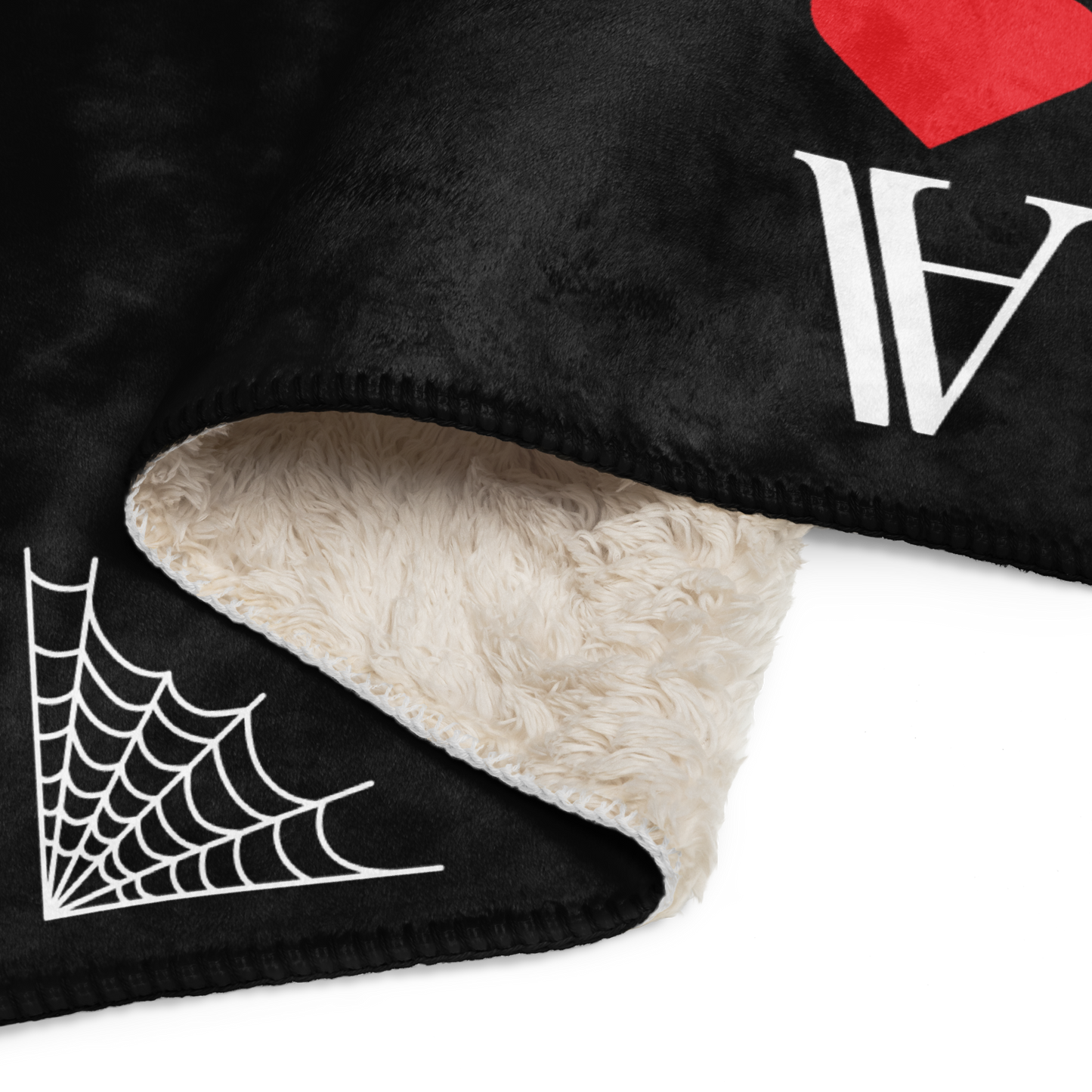 Homestuff: "Ace of Spiders" Sherpa Blanket